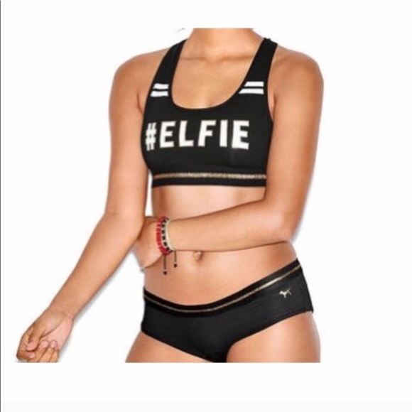 🎄☃️Vs Pink Sports Bra & Panty Set - Picture 2 of 4